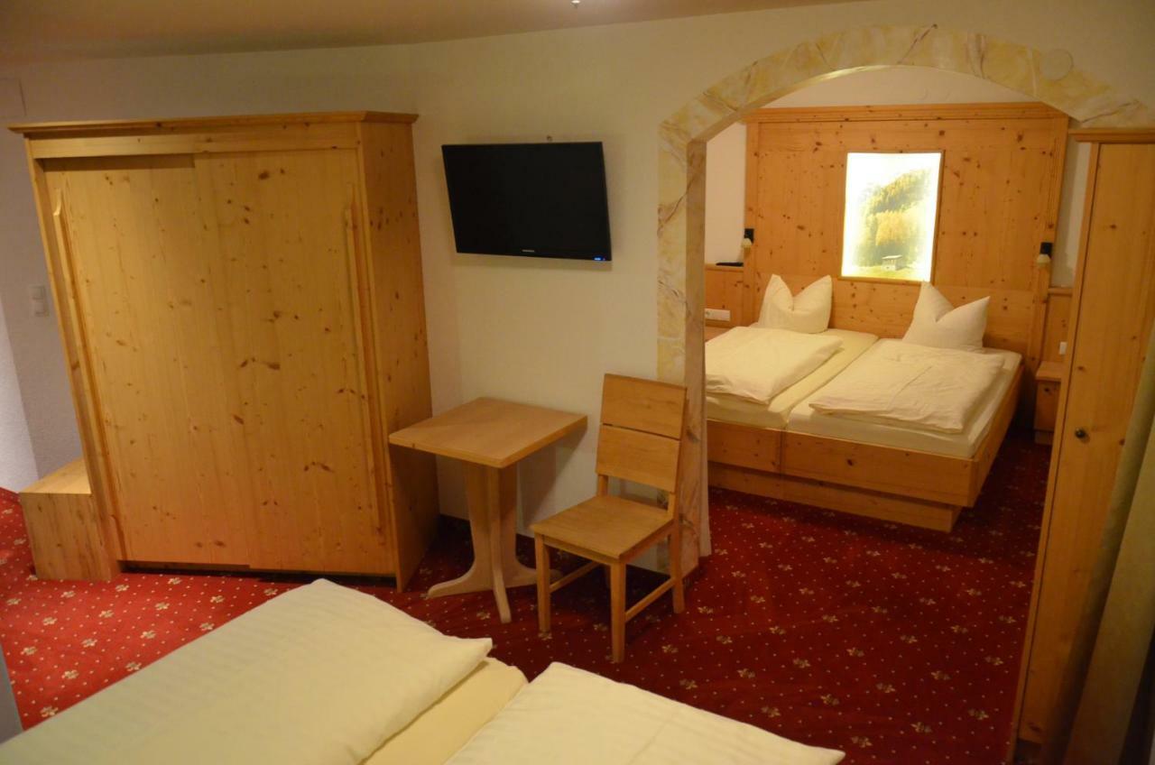 Hotel Restaurant Thurner Zams Eksteriør billede
